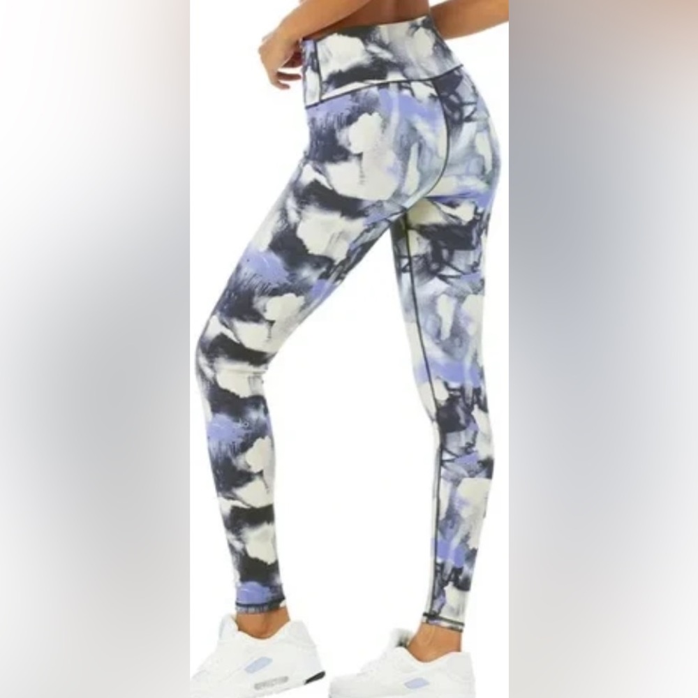 ALO Vapor High Rise Purple & Blue Grafitti Watercolor Leggings, size Small